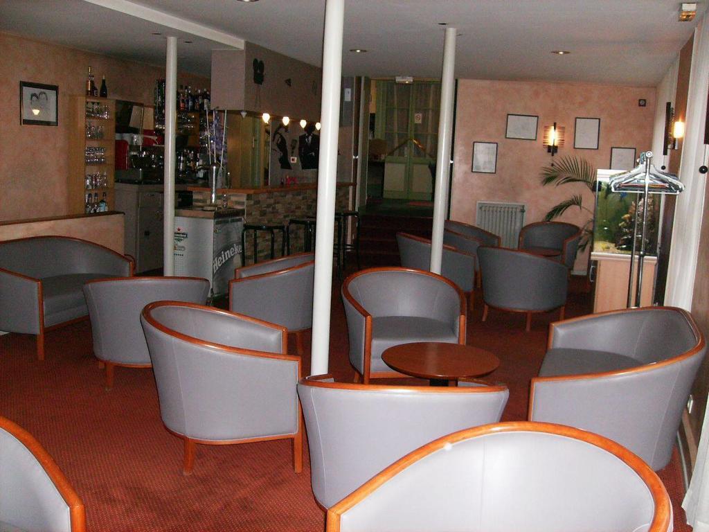 Hotel Pedussaut 생고뎅 외부 사진