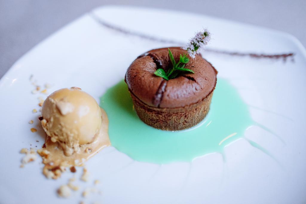 Hotel Pedussaut 생고뎅 외부 사진