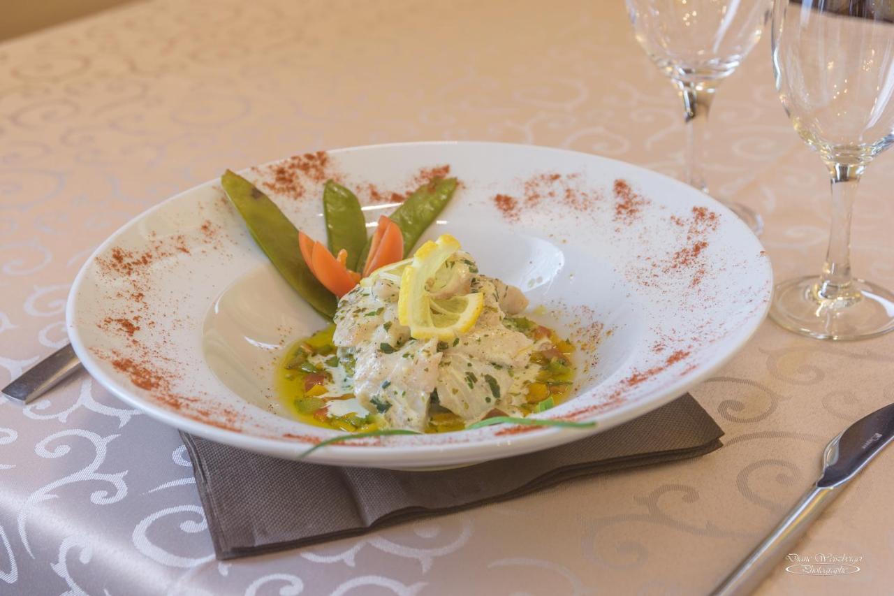 Hotel Pedussaut 생고뎅 외부 사진